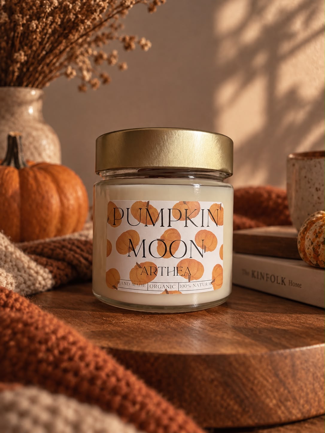 Vela aromática de cera de soja Pumpkin Moon con mecha de
madera.