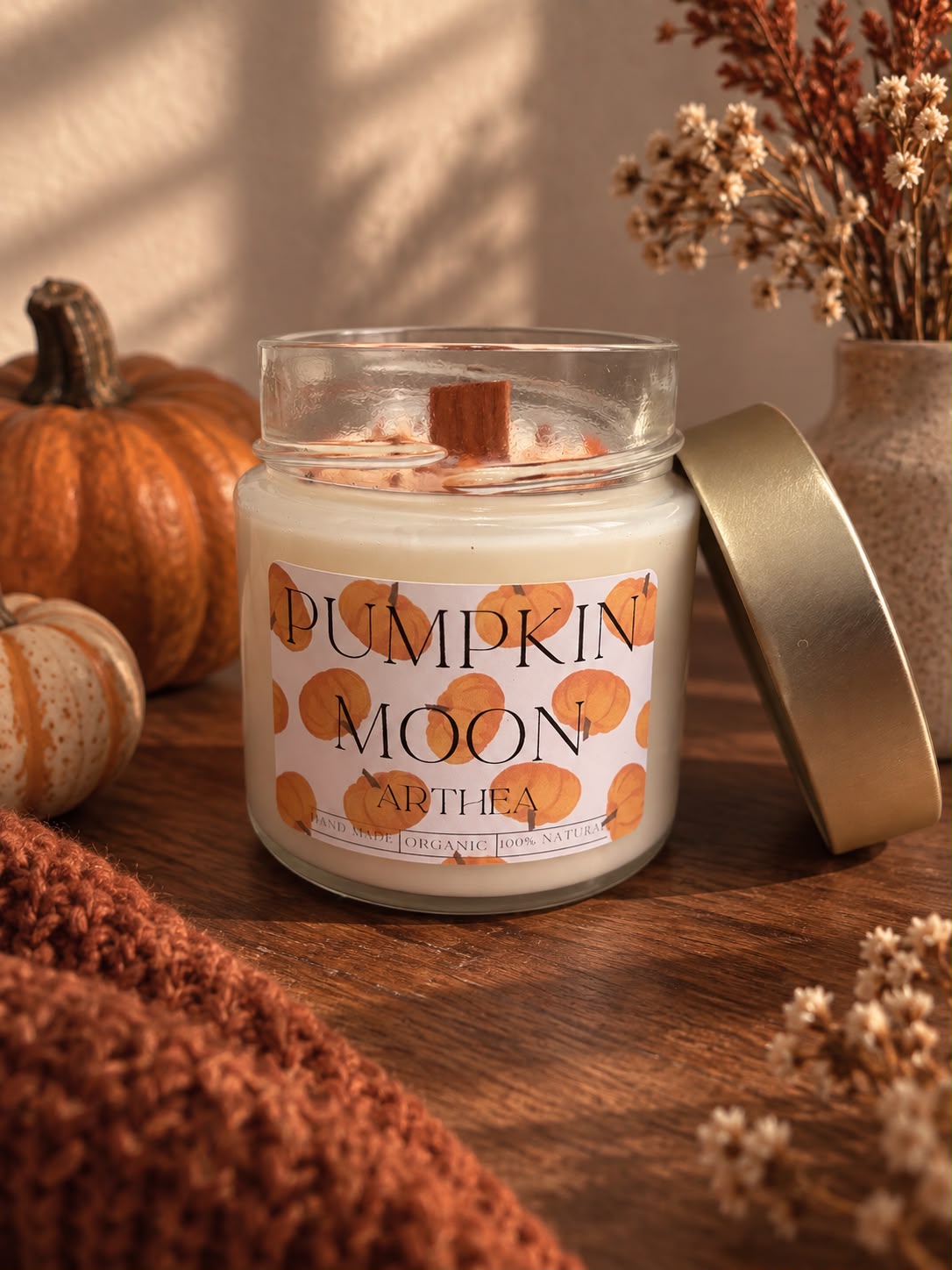 Vela aromática de cera de soja Pumpkin Moon con mecha de
madera.