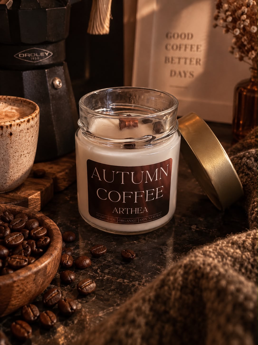 Vela aromática de cera de soja Autumn Coffee con mecha de
madera.