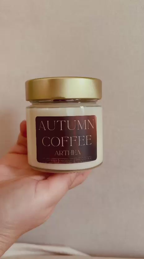 Vela aromática de cera de soja Autumn Coffee con mecha de
madera.